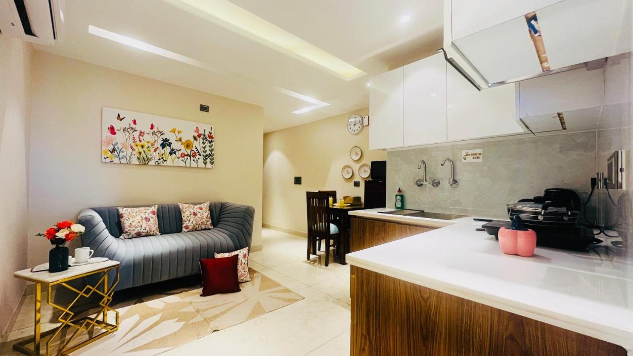 Zen Suites Gurgaon - Luxe Stays Collection Luaran gambar